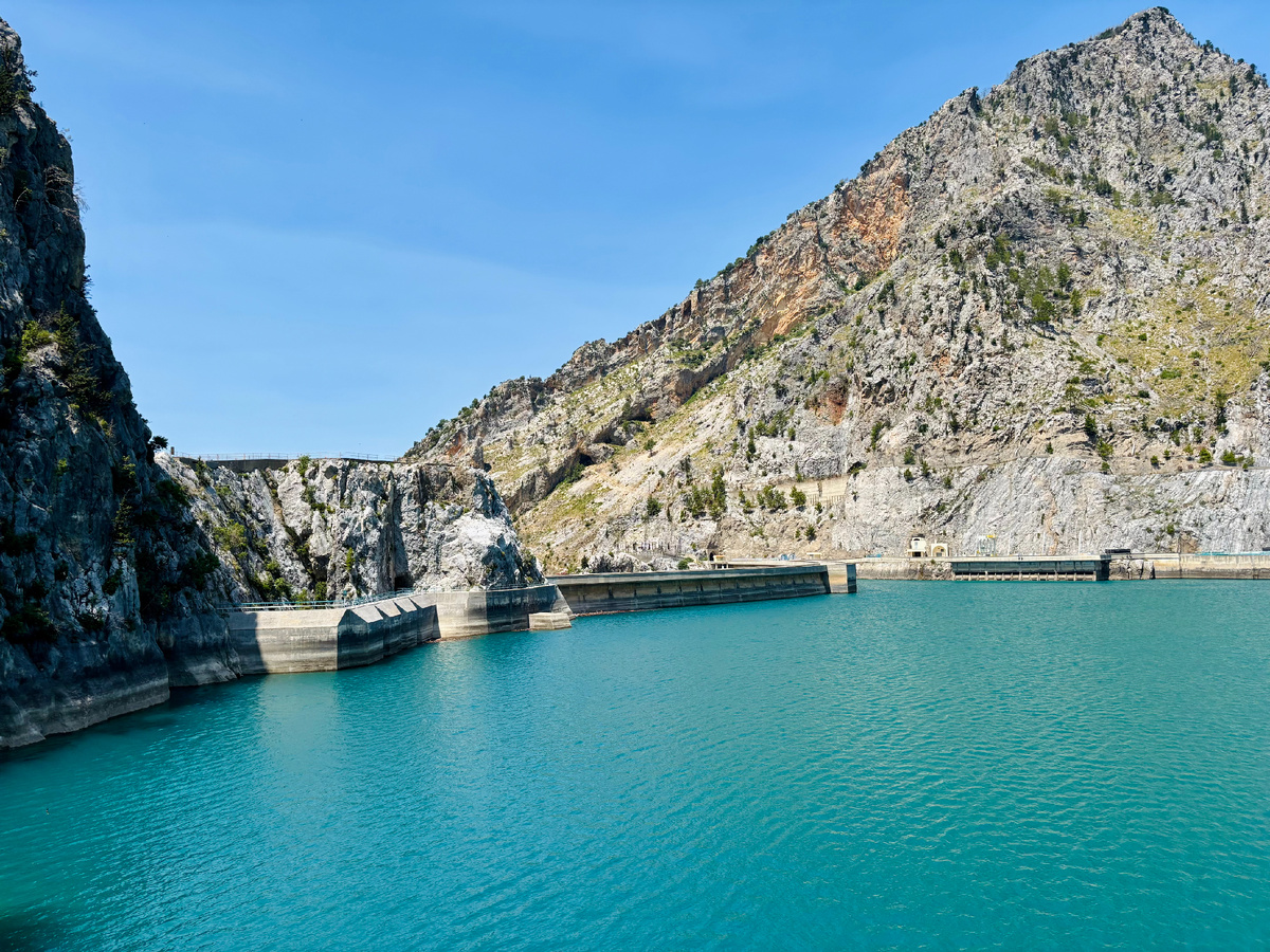 Плотина Оймапынар