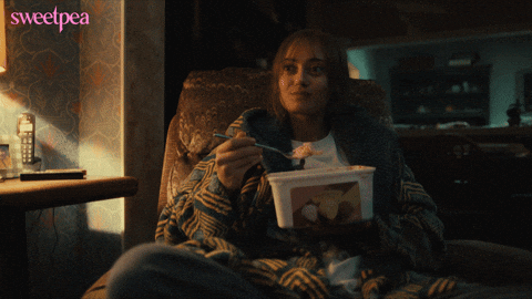 «Дорогуша»: Рианнон Льюис (Элла Пернелл)