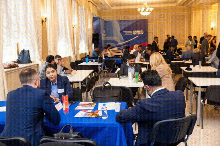 Бизнес-встреча представителей “Деловой России” и индийской делегации FICCI в Москве. 18 августа 2025 года. Источник: https://deloros.ru/