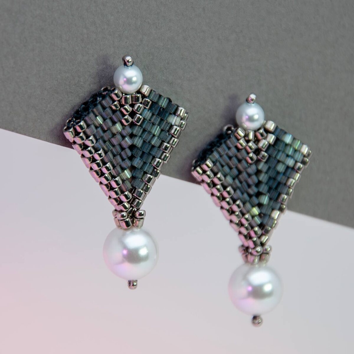 Серьги "От заката до рассвета". Автор мастер-класса Ирина Бибик