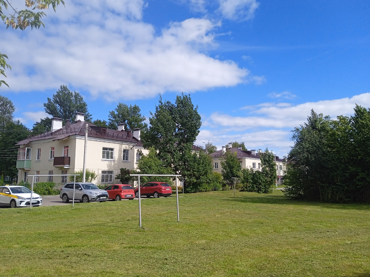 Очень красивый микрорайон, который мне нравится. Любуйтесь! 