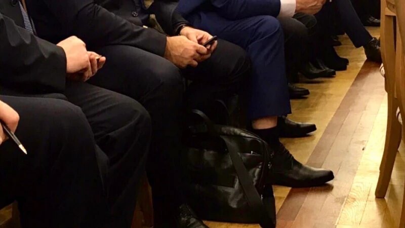     Чиновники. altapress.ru