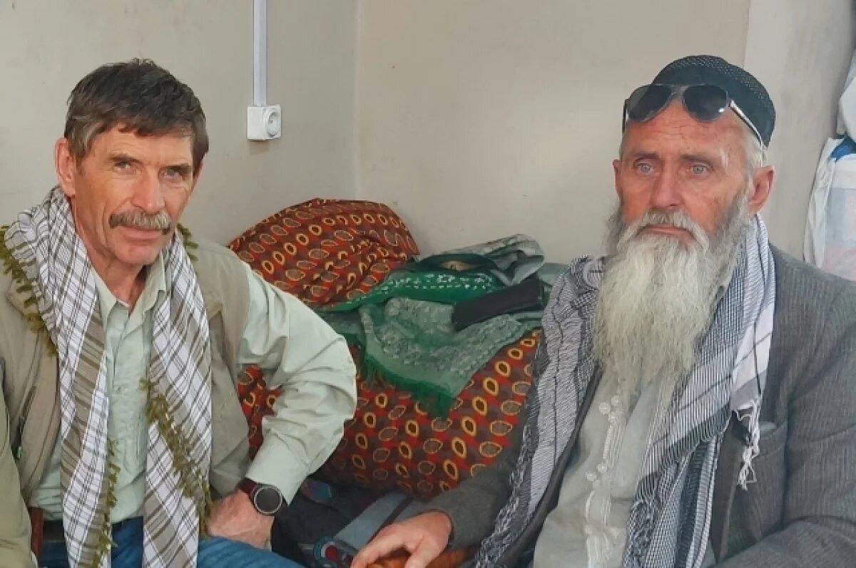    Вячеслав Некрасов (слева) и Сергей Красноперов (справа).