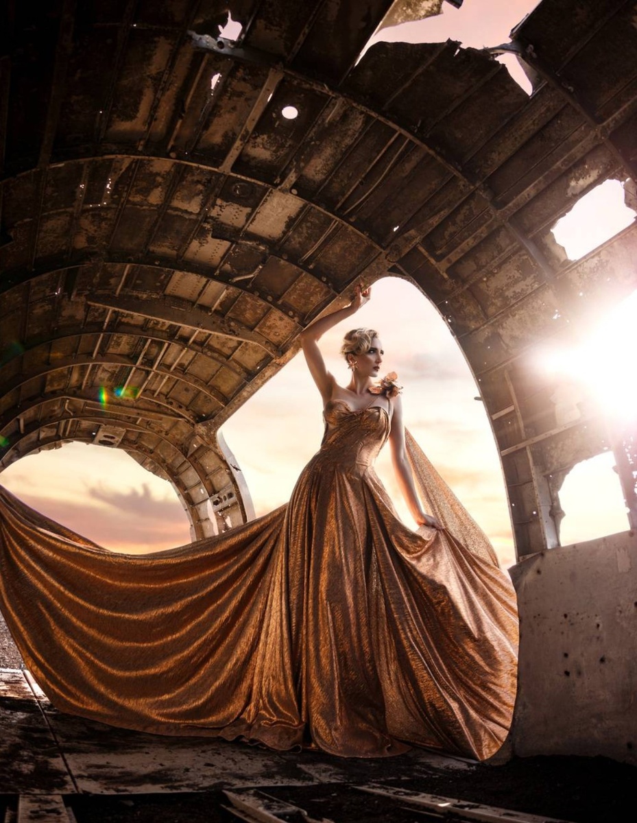    Топ-100 в номинации Фэшн & Гламур / Фотограф Melanie Dietze, 35awards.com