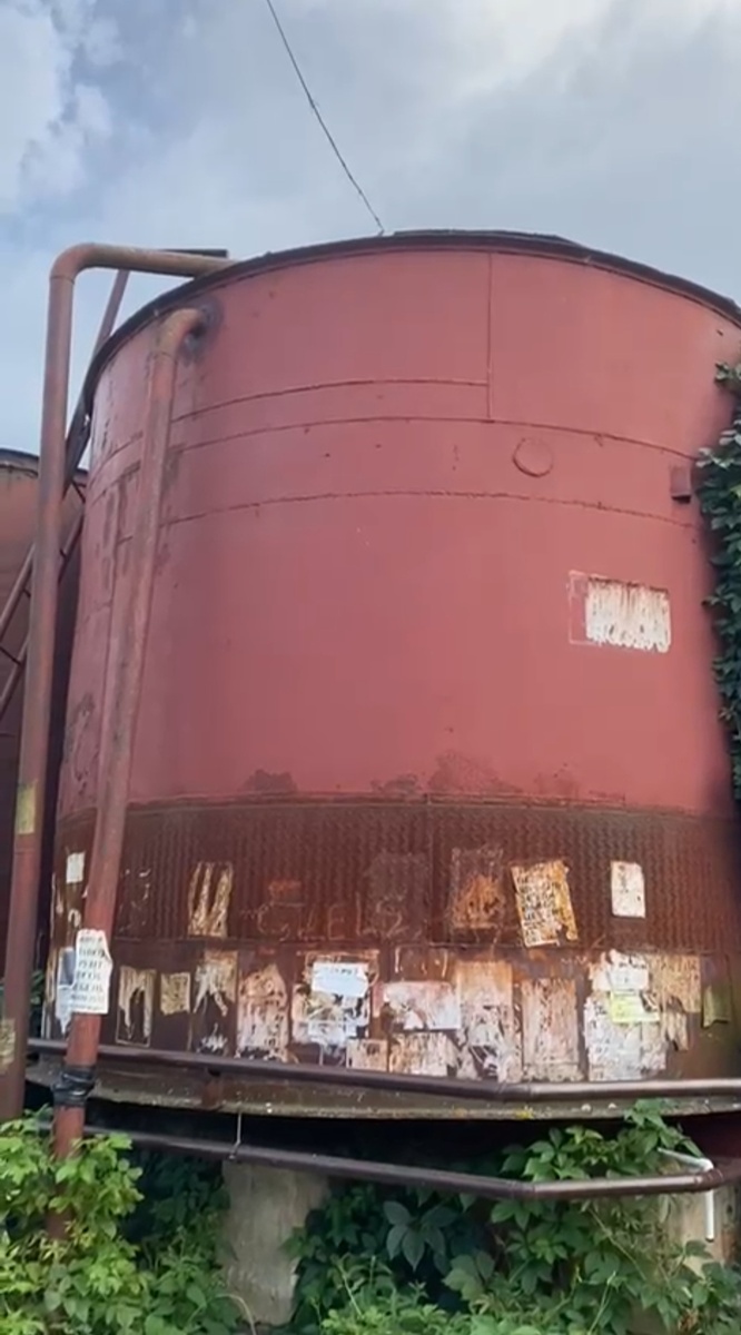 Бочки для воды - 40 кубометров каждая!