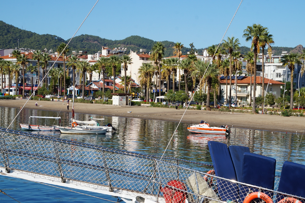 набережная Мармариса с корабля