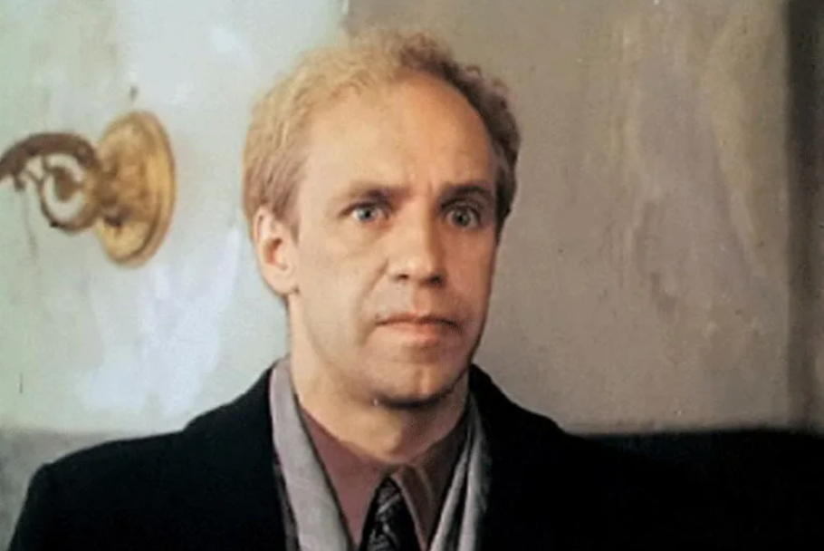 Кадр из фильма. Александр Феклистов в роли Виктора Просвирняка