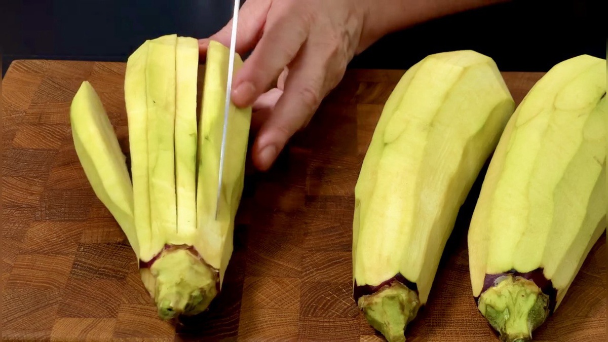 Листайте карусель