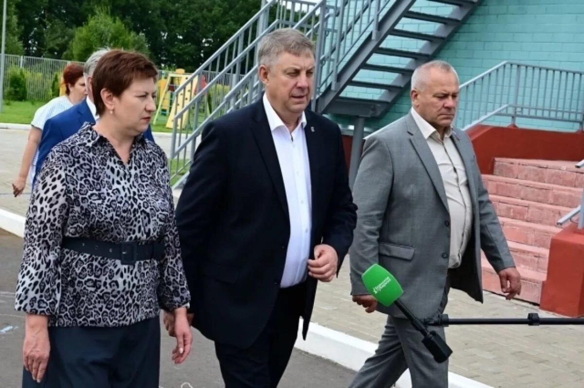    Брянский губернатор с рабочей поездкой посетил Почепский район
