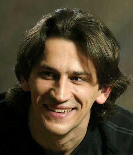 Олег Мазуров