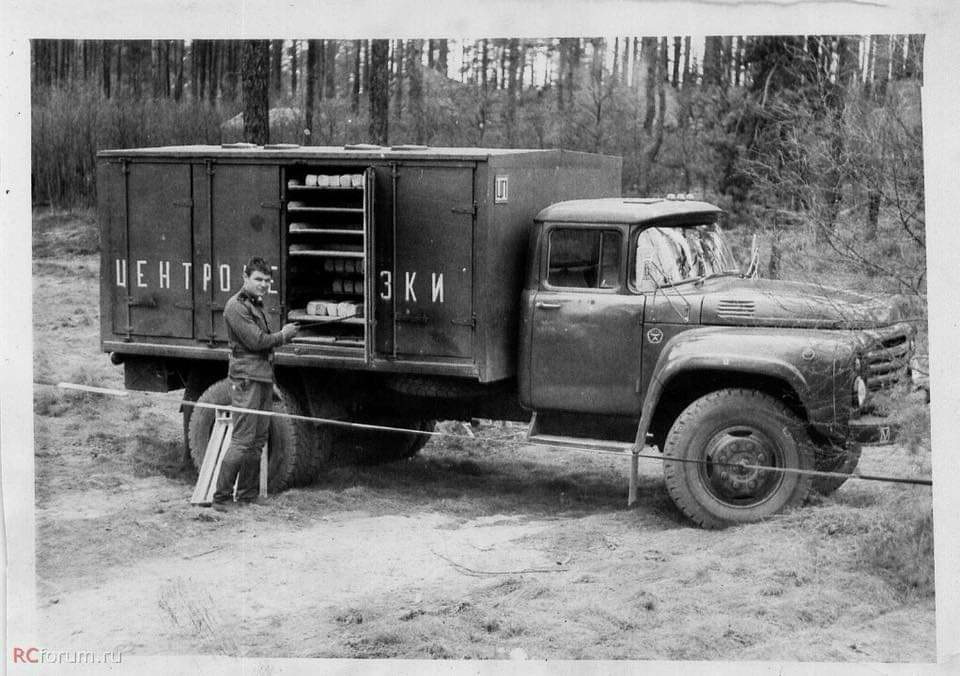 Хлебовозка!