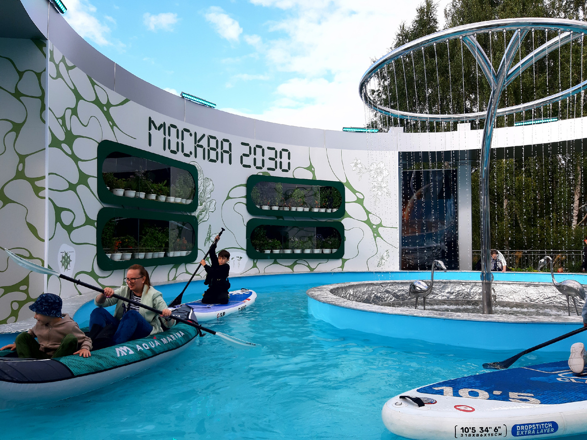 Лето 2025 в Москве. Москва 2030. Парк 50-летия Октября. Катания на сапах и каяках🏄