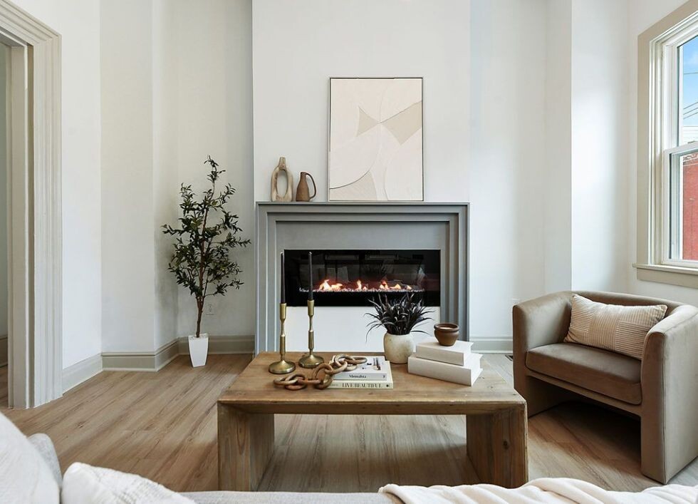 SW 7005 Pure White & SW 7036 Accessible Beige