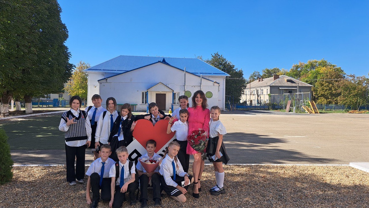 Татьяна Миллс со своими учениками (фото из личного архива)