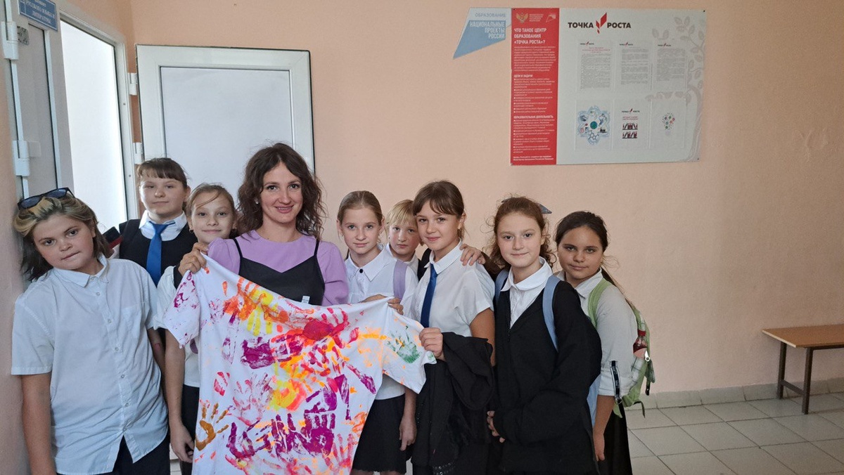 Татьяна Миллс со своими учениками (фото из личного архива)