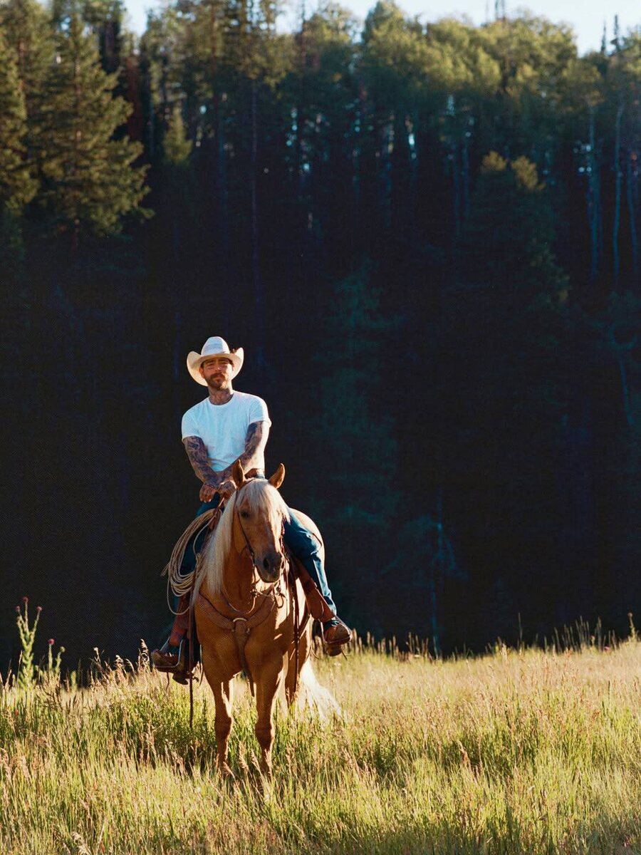    Post Malone стал лицом новой коллекции Skims (фото 3)