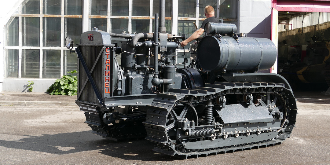 Челябинский гусеничный первенец