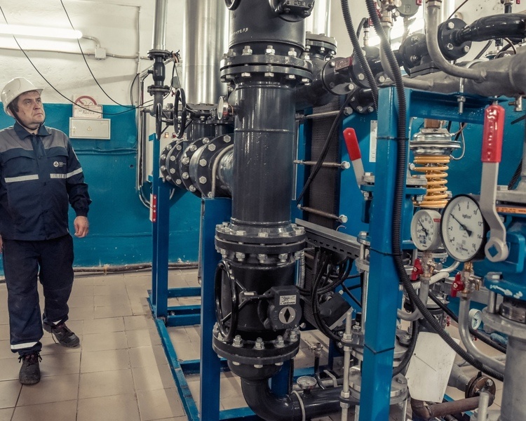     В Курске приступили к реконструкции теплопункта на ул. Чернышевского