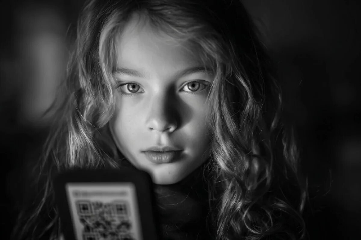    В Челнах студентка создала порно-канал с участием несовершеннолетних