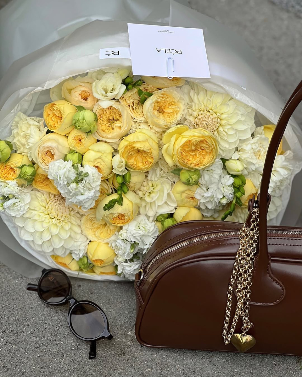 Цвета Цветов:Психология Коричневого. Эстетика PĆELA в каждом кадре | больше наших работ и заказ на сайте: pcela-flower.ru 