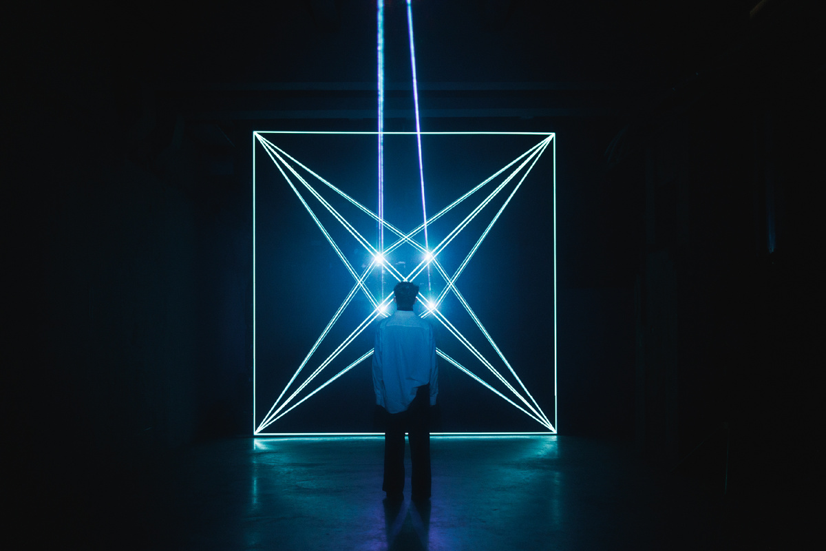 Аудиовизуальная инсталляция MIMIC.2 (2022)