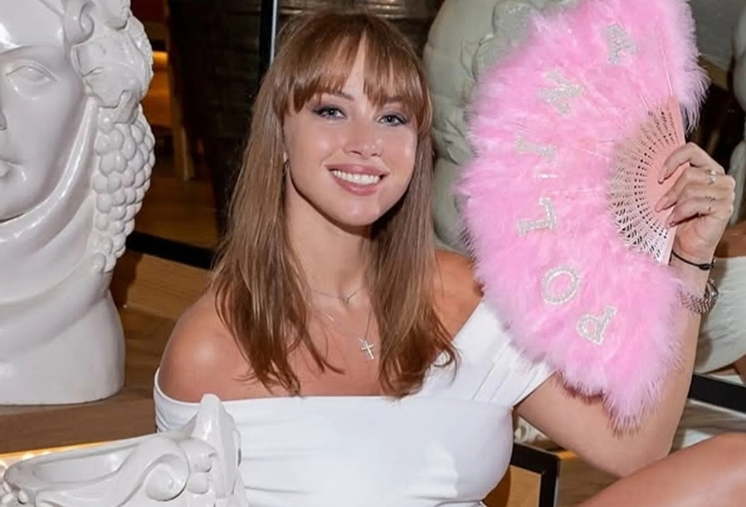 Полина Диброва 