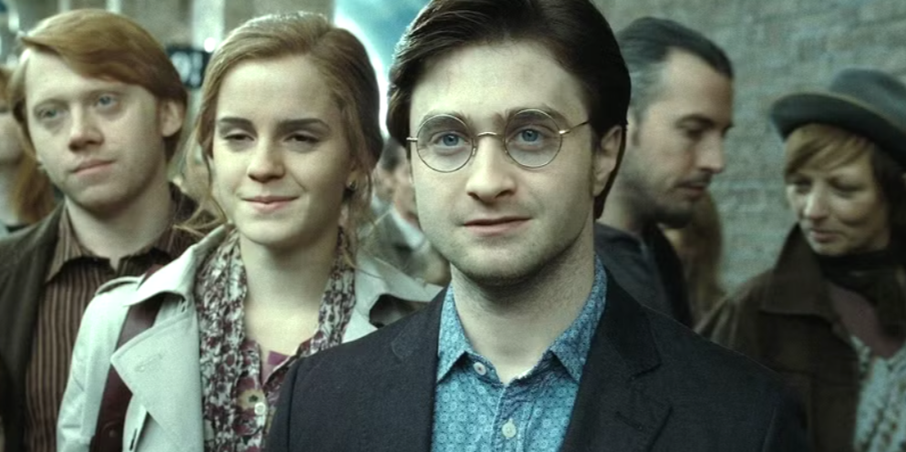 Я раньше и не замечал, насколько странные отношения у Гарри и Гермионы в "Гарри Поттере"