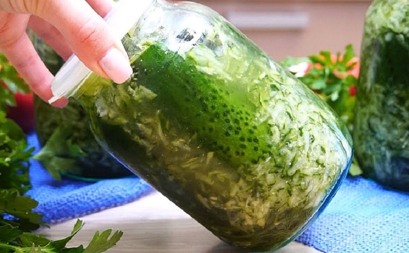 Огурцы в собственном соку: натуральная заготовка без стерилизации