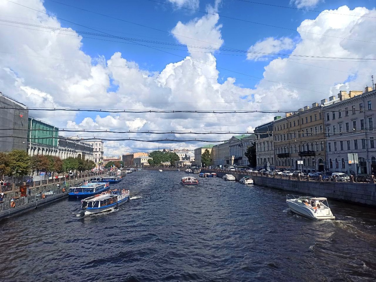 Река Фонтанка в городе Санкт-Петербурге.