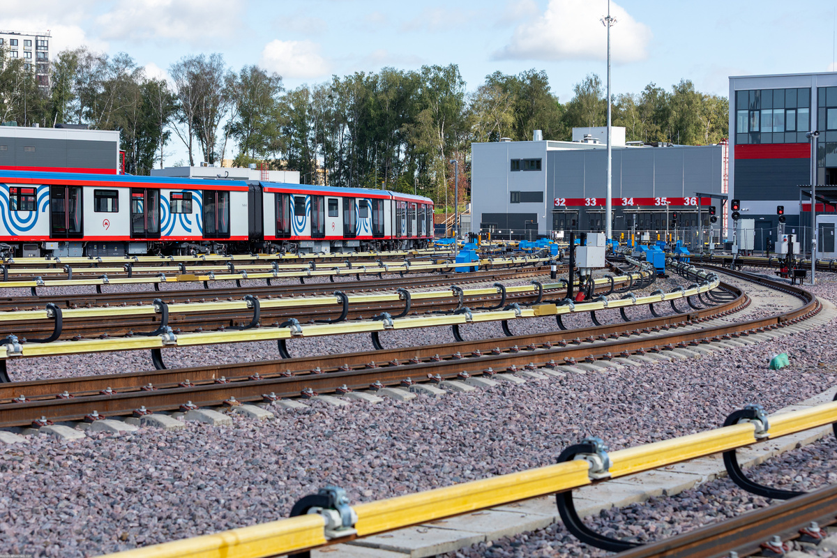 Парковые пути электродепо «Столбово».