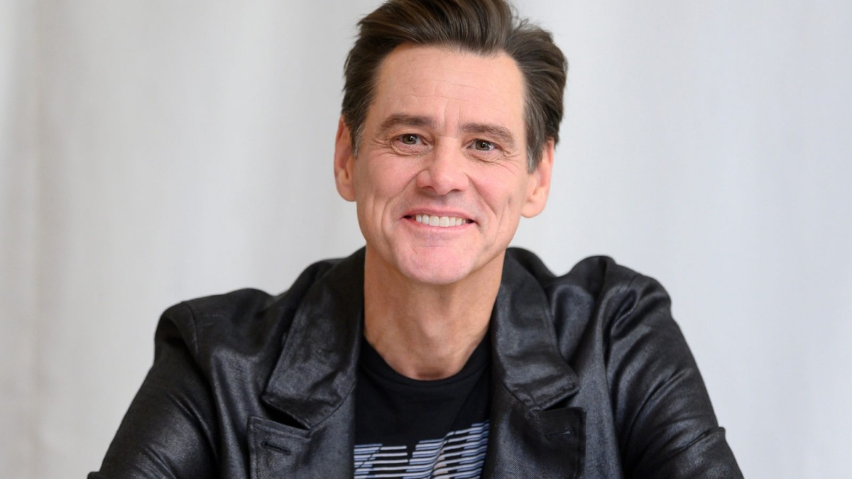 Джеймс Юджин Керри — канадско-американский актёр кино, телевидения и озвучивания, телеведущий, комик, сценарист, продюсер, художник, певец. 