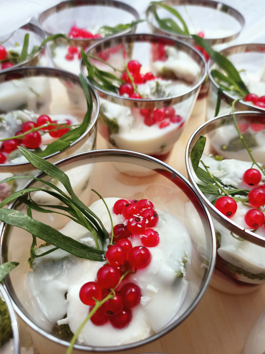 Выглядит ярко и по-летнему 