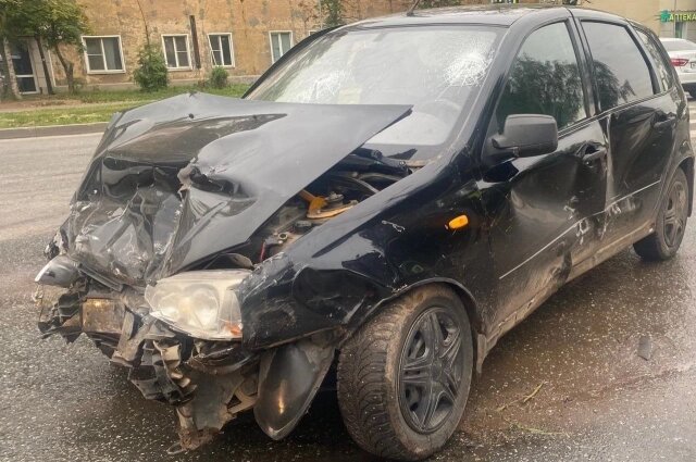    Автомобили получили сильные повреждения. Фото: Госавтоинспекция по Кировской области