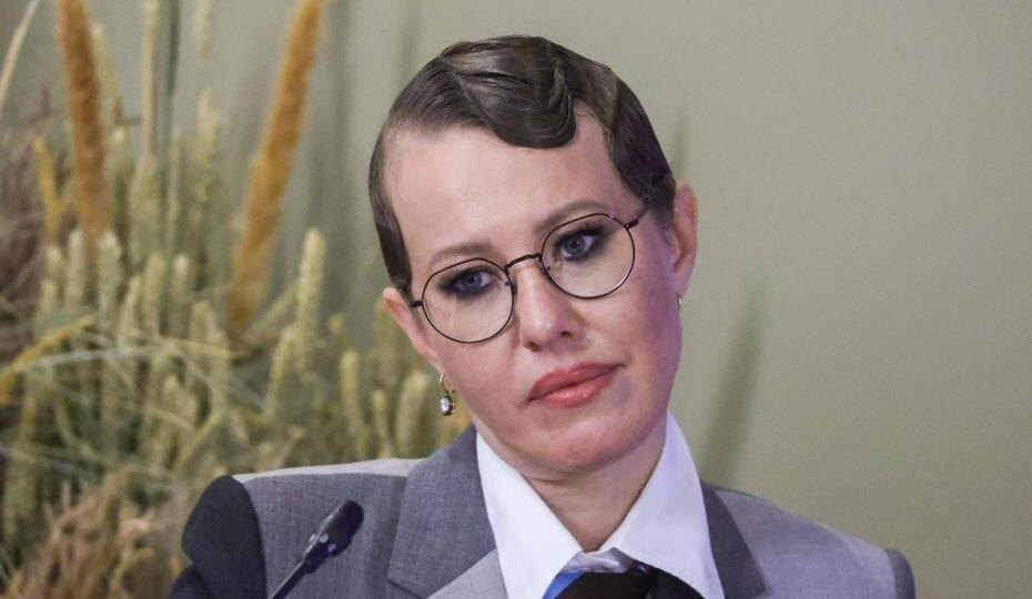 Любовь, за которую приходится служить