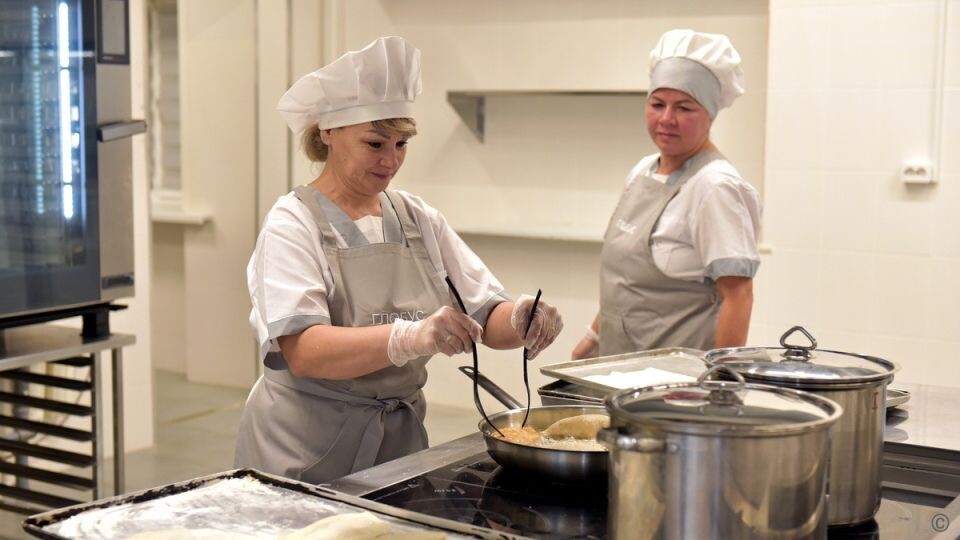    Русская кухня возвращается в школьные столовые Барнаула. Источник: Администрация Барнаула