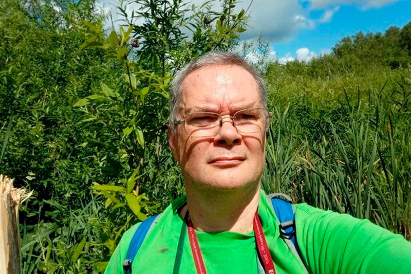    Социальные сети