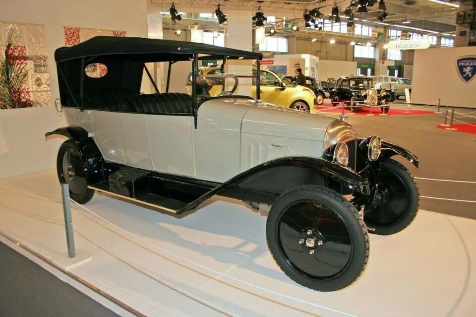 Citroën Type A — первый автомобиль, выпущенный под маркой Citroën. Также известен как 10 HP Type A