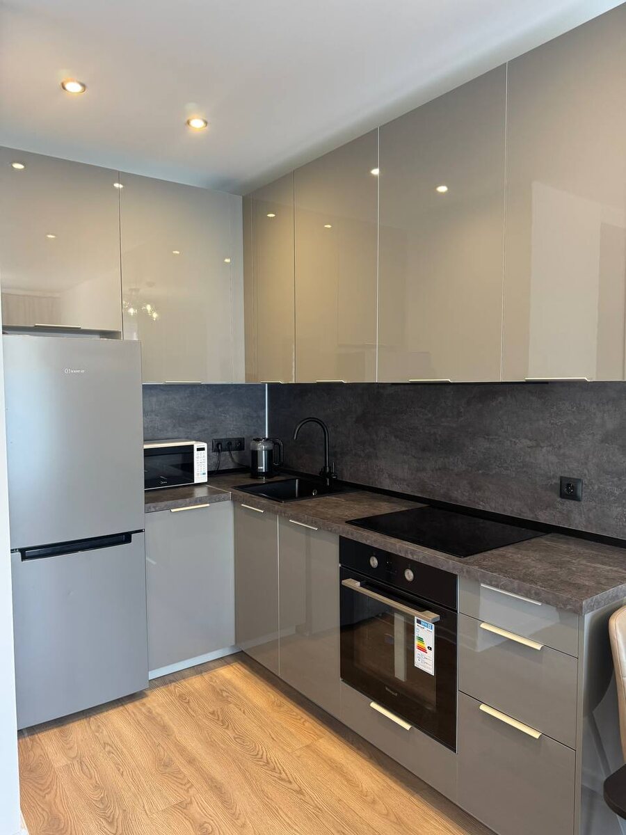 Фото соседки по дому