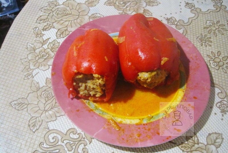 Фаршированные перцы с фаршем и рисом, готовим прямо на плите. И вкусно, и полезно!