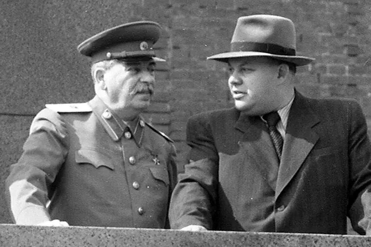 Сталин и Вознесенский