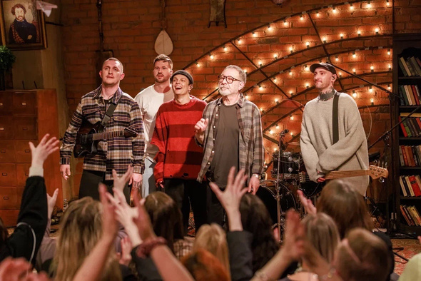     Группа TRITIA на квартирнике у Маргулиса. Фото: официальная группа Вконтакте TRITIA