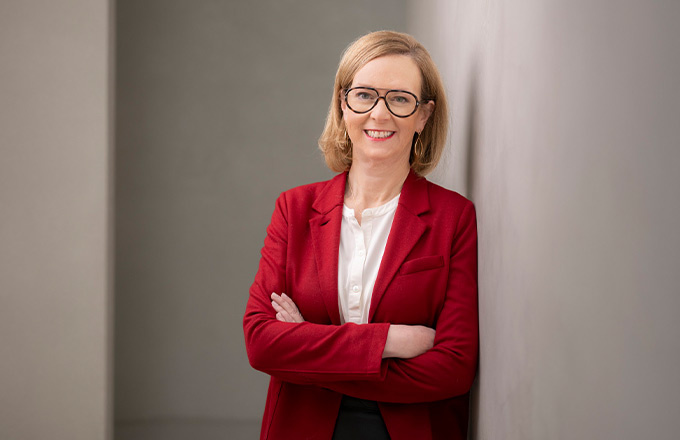 Член правления ThyssenKrupp Ильзе Хенне.