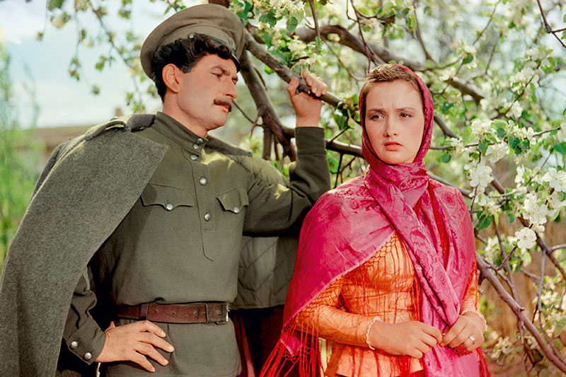 Петр Глебов и Зинаида Кириенко в фильме «Тихий Дон». 1958 г. Фото: кадр из фильма