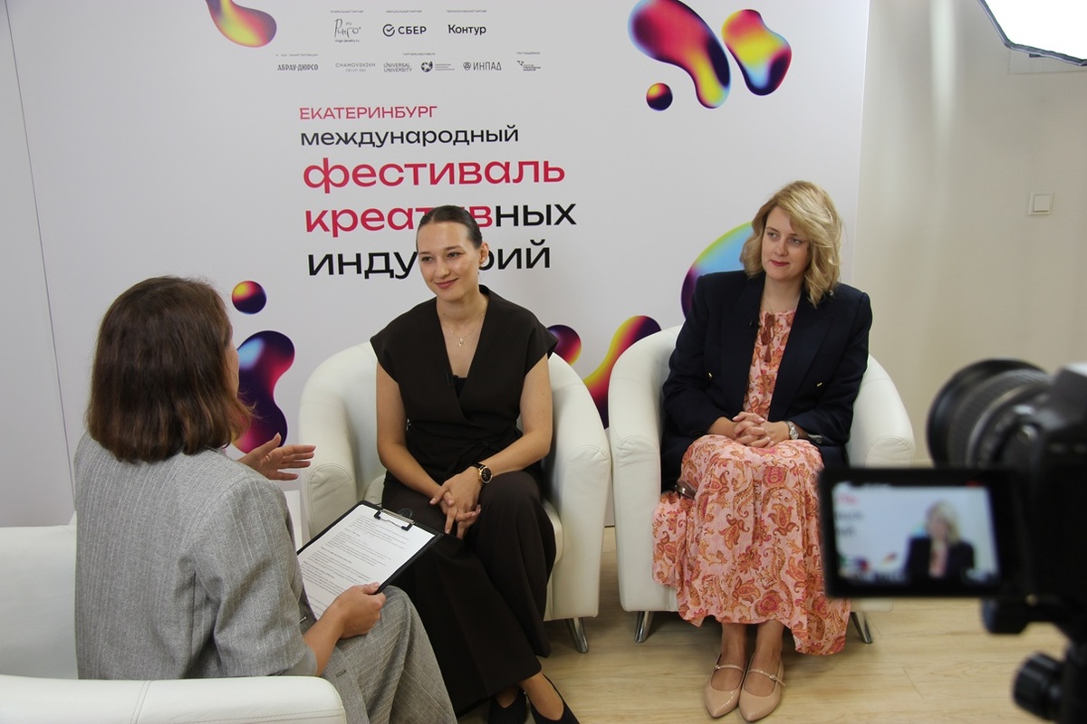 Бизнесмены Алина Арслантюрк и Екатерина Озбилек рассказали, как закрепиться на турецком рынке.  Фото: Фото: ФедералПресс / Дмитрий Шевалдин