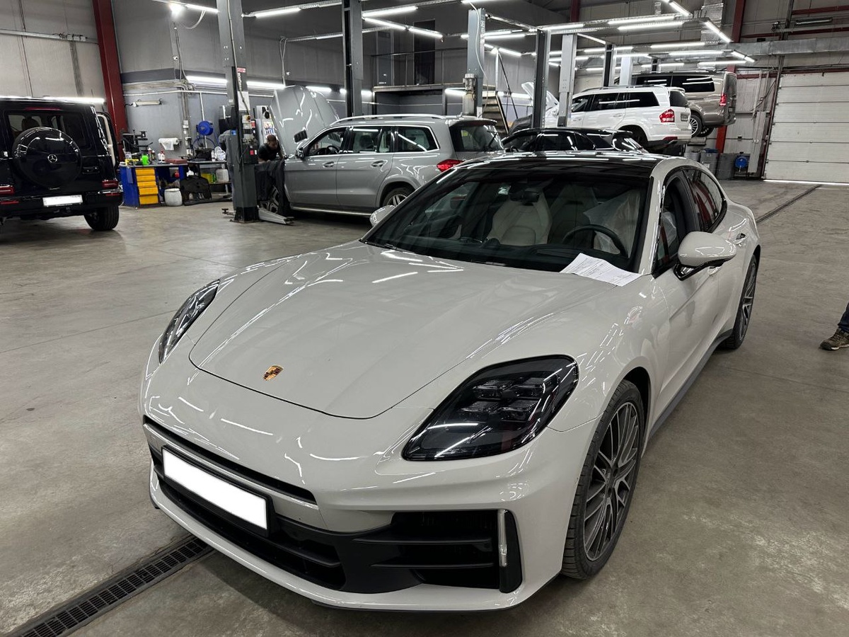 Porsche Panamera нового поколения (2024 год)