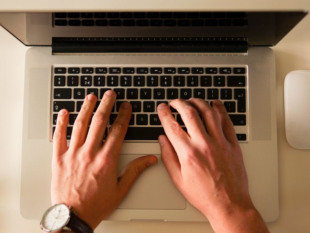    Офисный работник© Pixabay / Skitterphoto