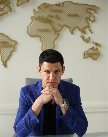 
В России есть печальная статистика: только 1 человек из 100, которому нужна психологическая поддержка, обращается к специалисту. То есть люди предпочитают решать проблемы либо собственными силами, либо попросту их игнорируют. А у психологических болезней есть неприятная особенность – разрастаться, словно снежный ком.

Почему граждане РФ не обращаются к психологу, хотя нужно? 