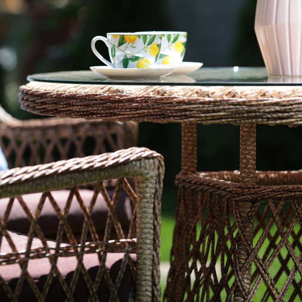 Изысканная обеденная группа Гайс для открытых пространств