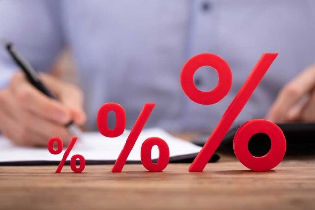 Со следующего года вводятся ограничения на покупки суммой выше 50 000 рублей