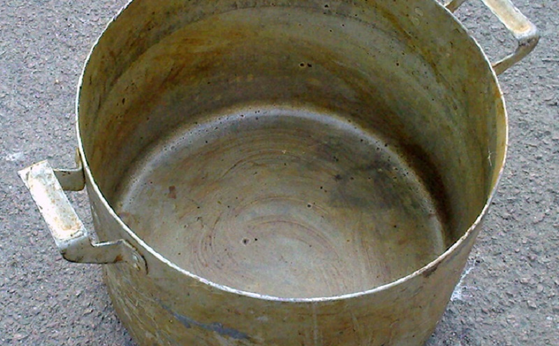 Как вернуть блеск старым кастрюлям по методу из СССР